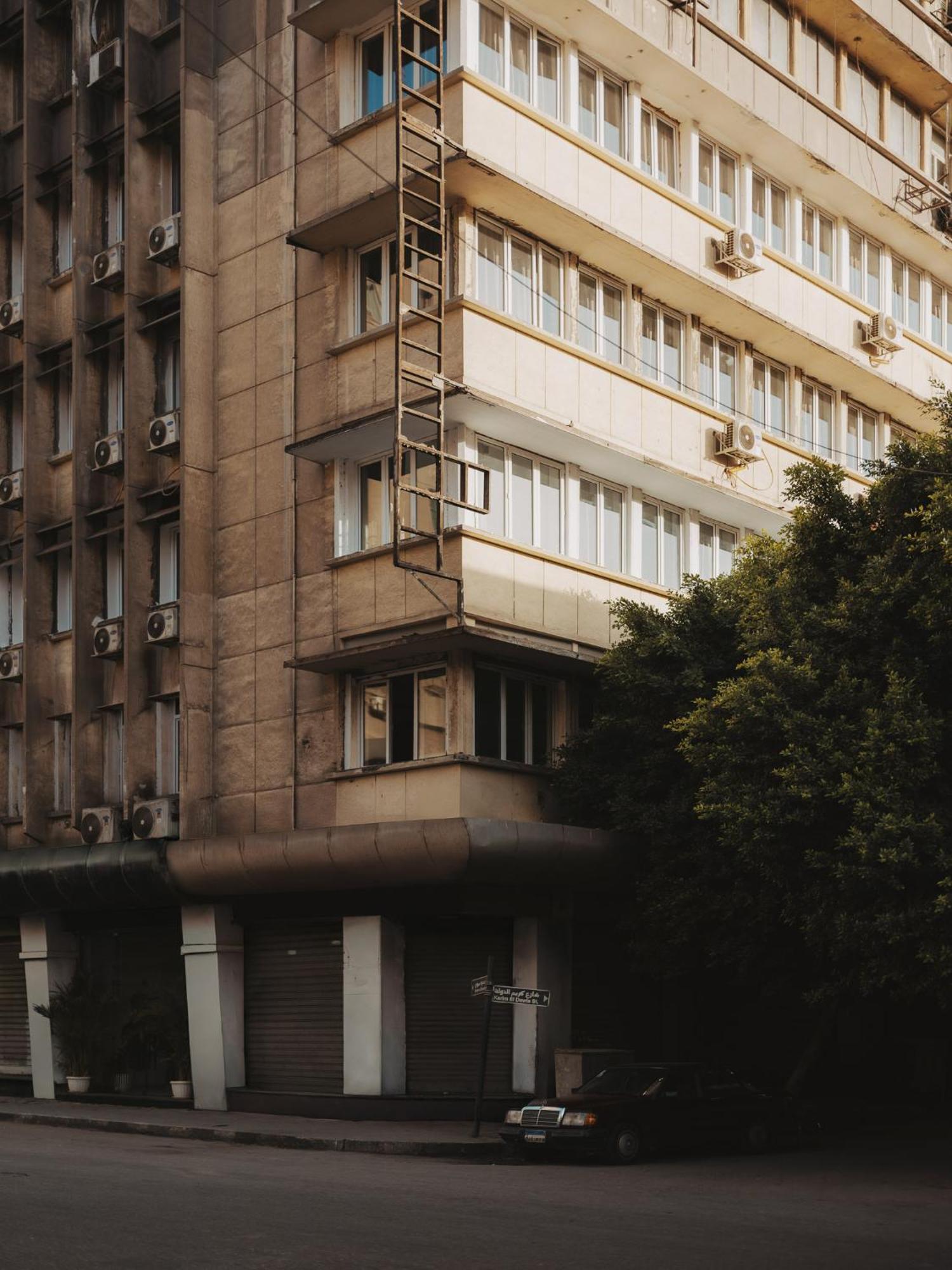 Brassbell L Dt L Hannaux L Tahrir Sq Каїр